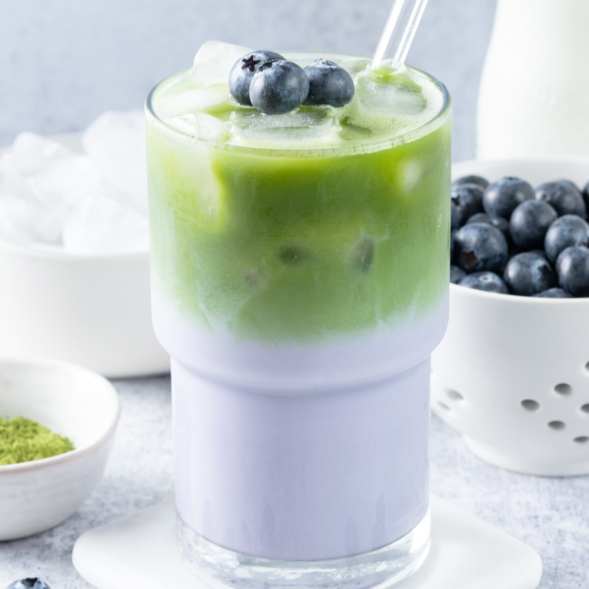 Blueberry Matcha Latte (250 cl)