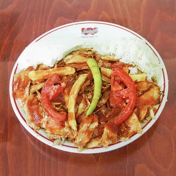 Sarımsaklı Yoğurtlu Tavuk Döner