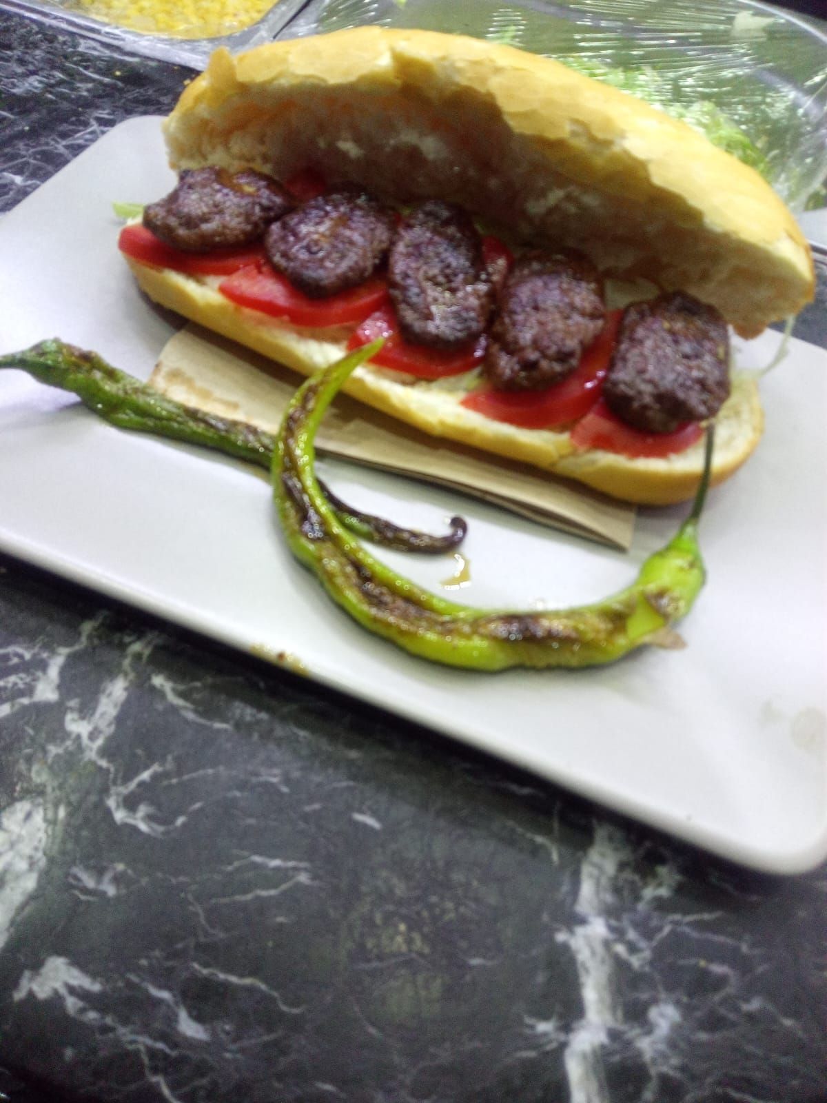 Sucuk Ekmek Menü
