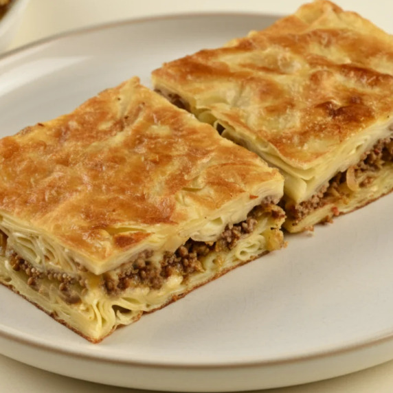 Kıymalı Su Böreği (1 Kg)