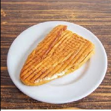 Yarım Ekmek Arası Kaşarlı Tost