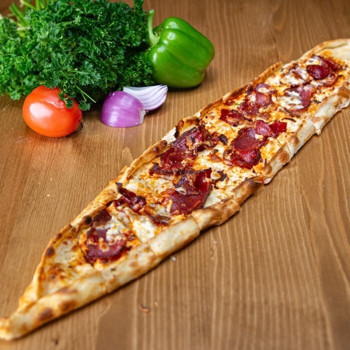 Pastırmalı Pide