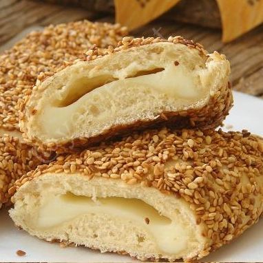 Kaşarlı Simit