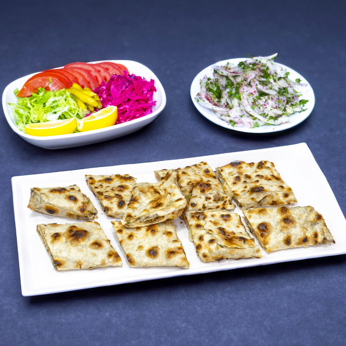 Kaşarlı Special Lahmacun
