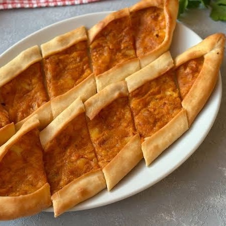 Patatesli Pide