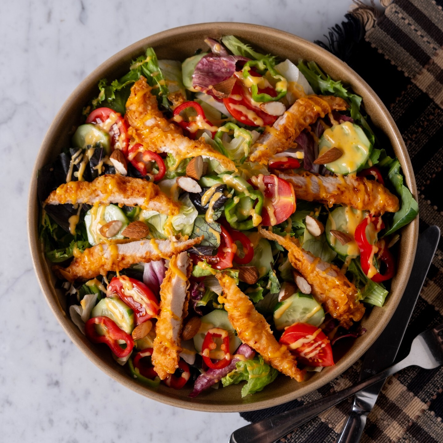 Chicken Fingers Salata