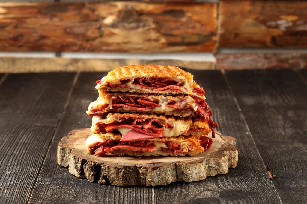 pastırma kavurmalı tost