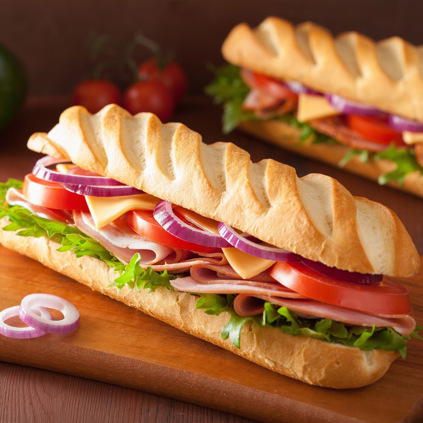 Pesto Soslu Hindi Fümeli Sandwich
