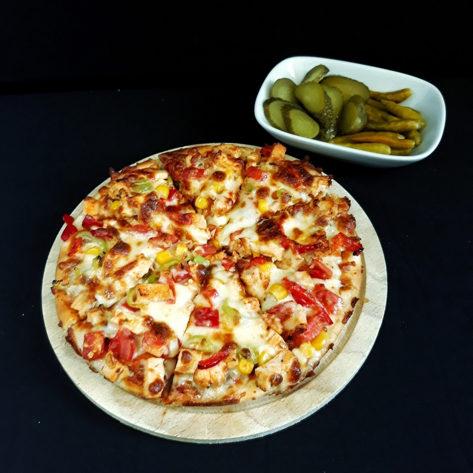 Klasik Tavuklu Pizza (Küçük)