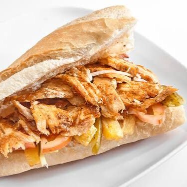 Yarım Ekmek Arası Tavuk Döner