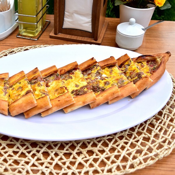Kuşbaşı Yumurtalı Pide + Kemalpaşa + Ayran