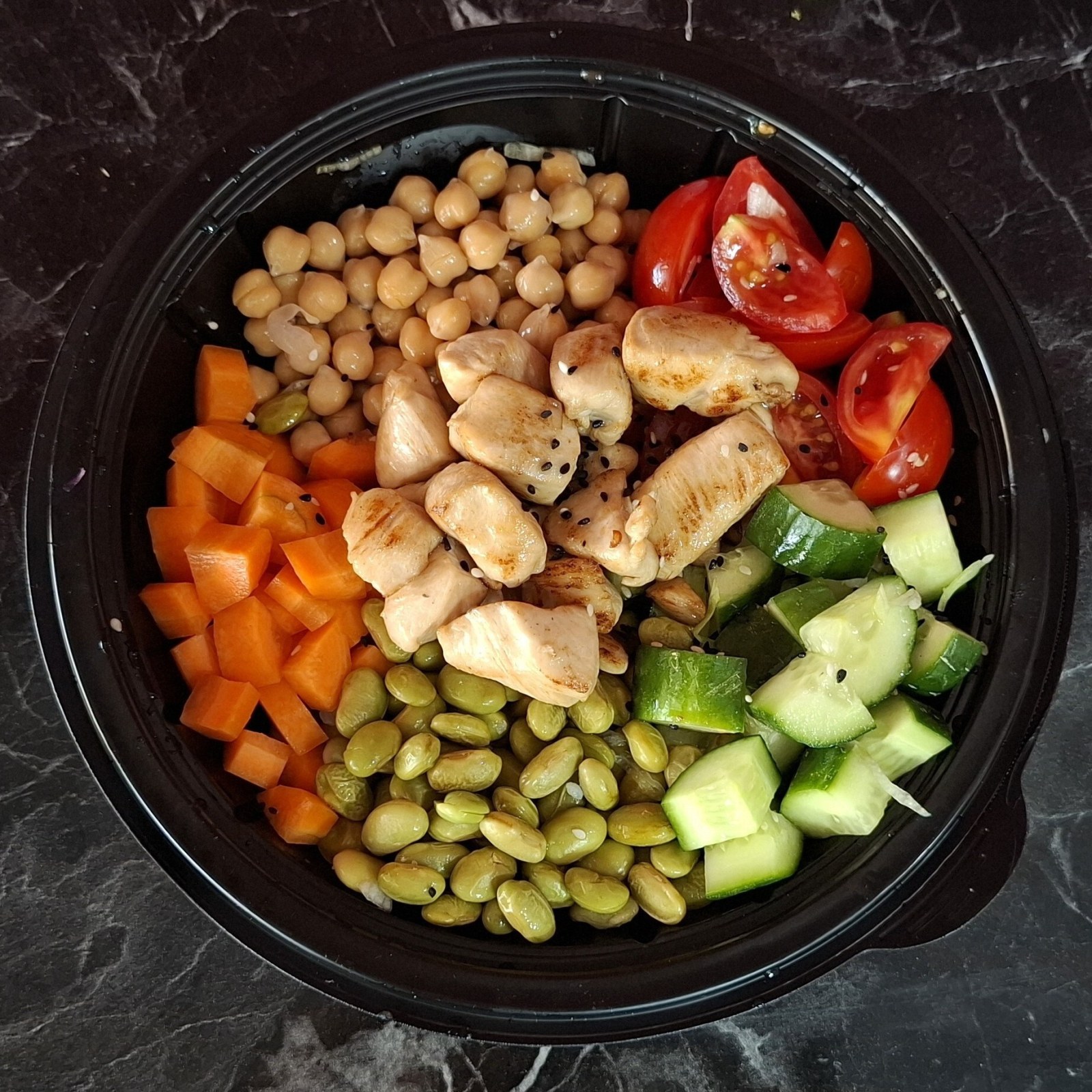 Soya Soslu Tavada Kızartılmış Tavuklu Bowl