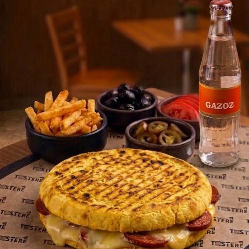 Çift Malzemeli Karışık Bazlama Tost Menü