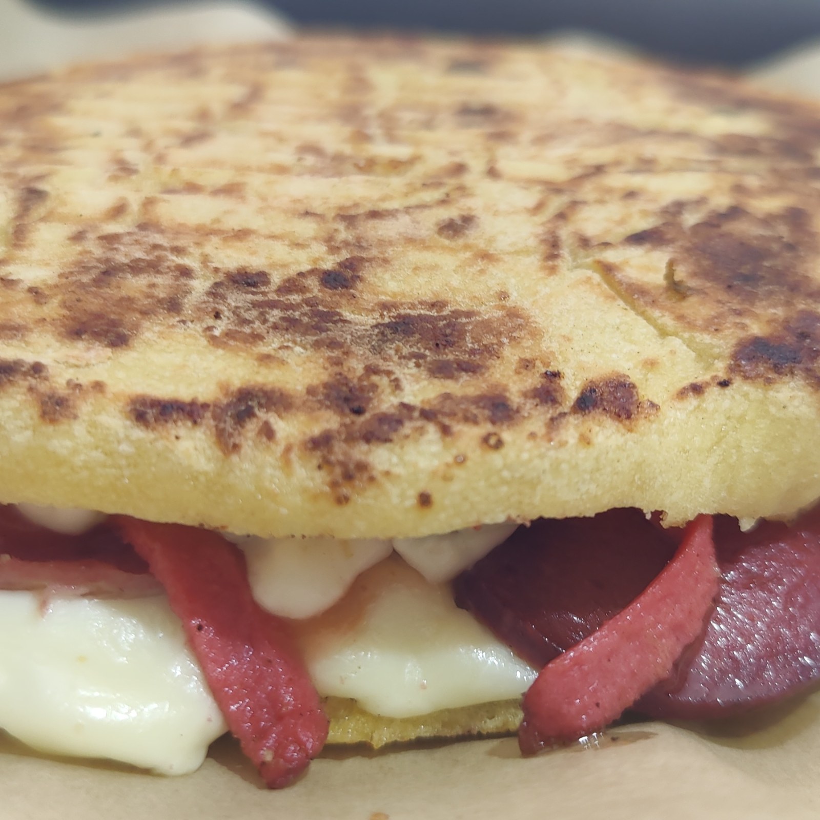 Dolu Dolu Bazlama Atom Tost