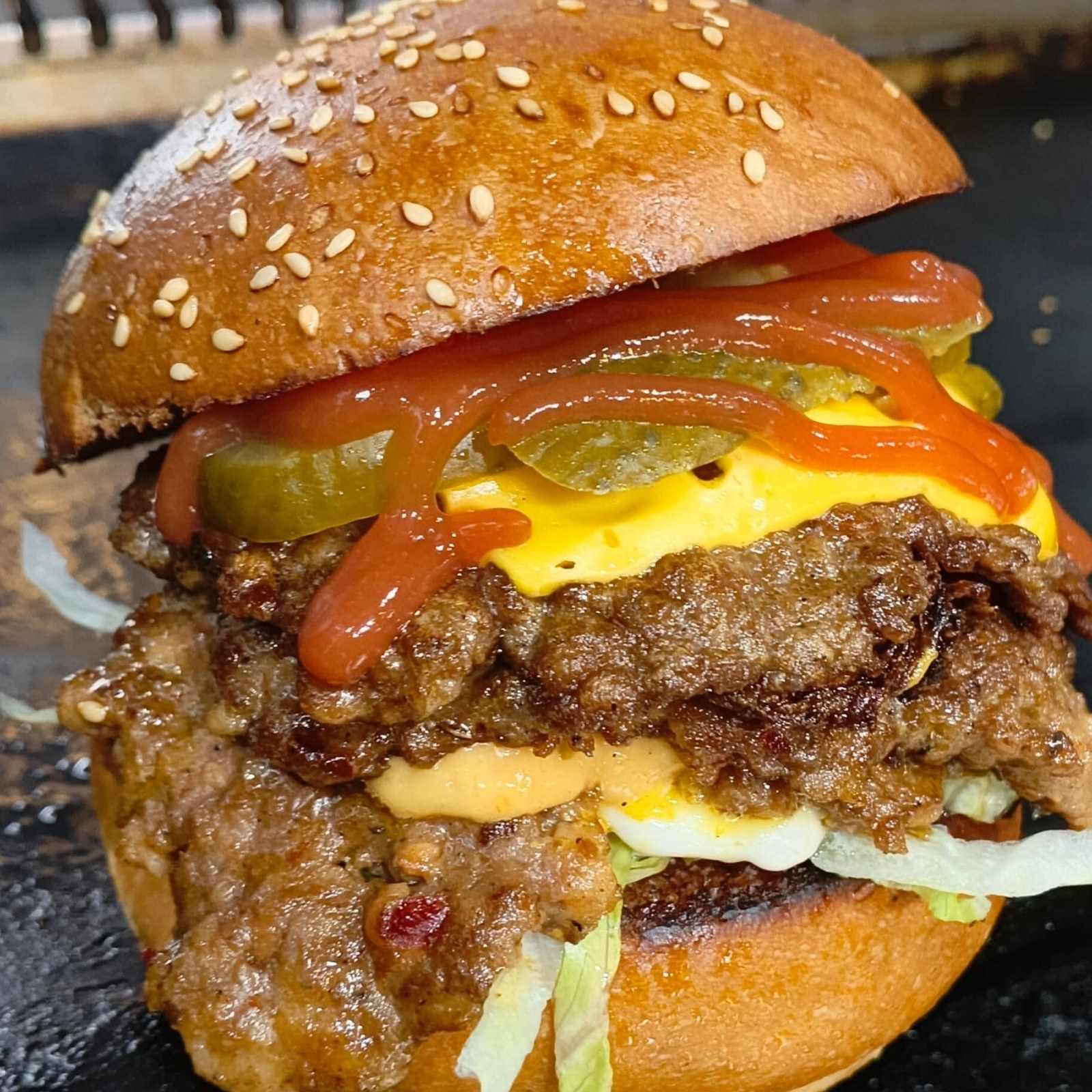 Smash Burger Menü (Mom's Dana Et Burger)