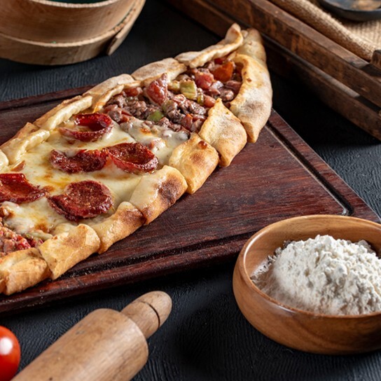 Karışık pide(Görseller temsilidir)