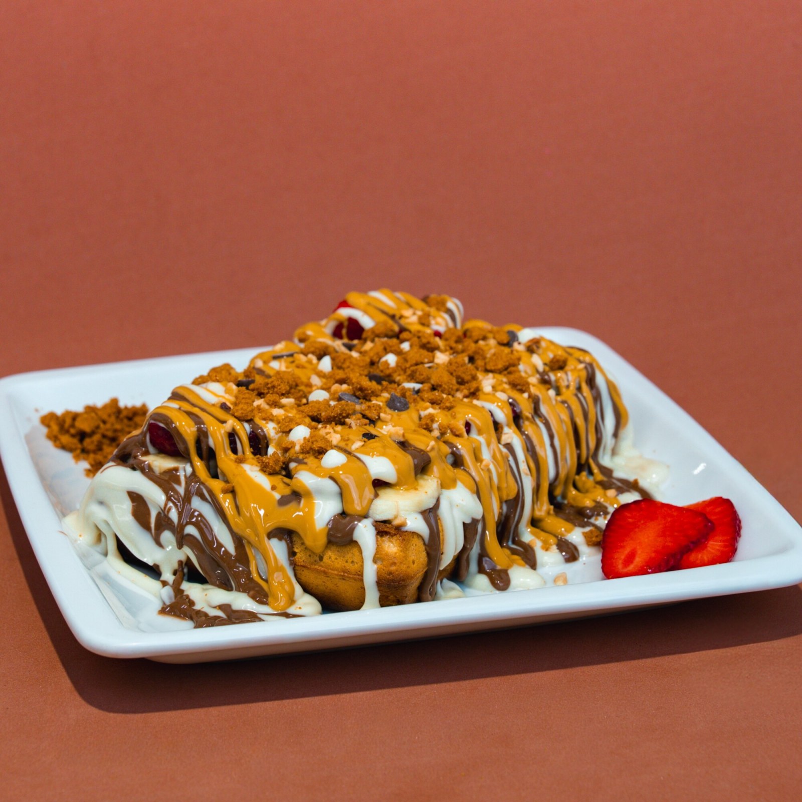 Lotus Soslu Klasik Waffle (Standart Hamur )