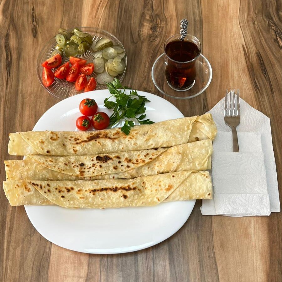 3'lü Kaşarlı Sıkma Menü + Kutu Kola
