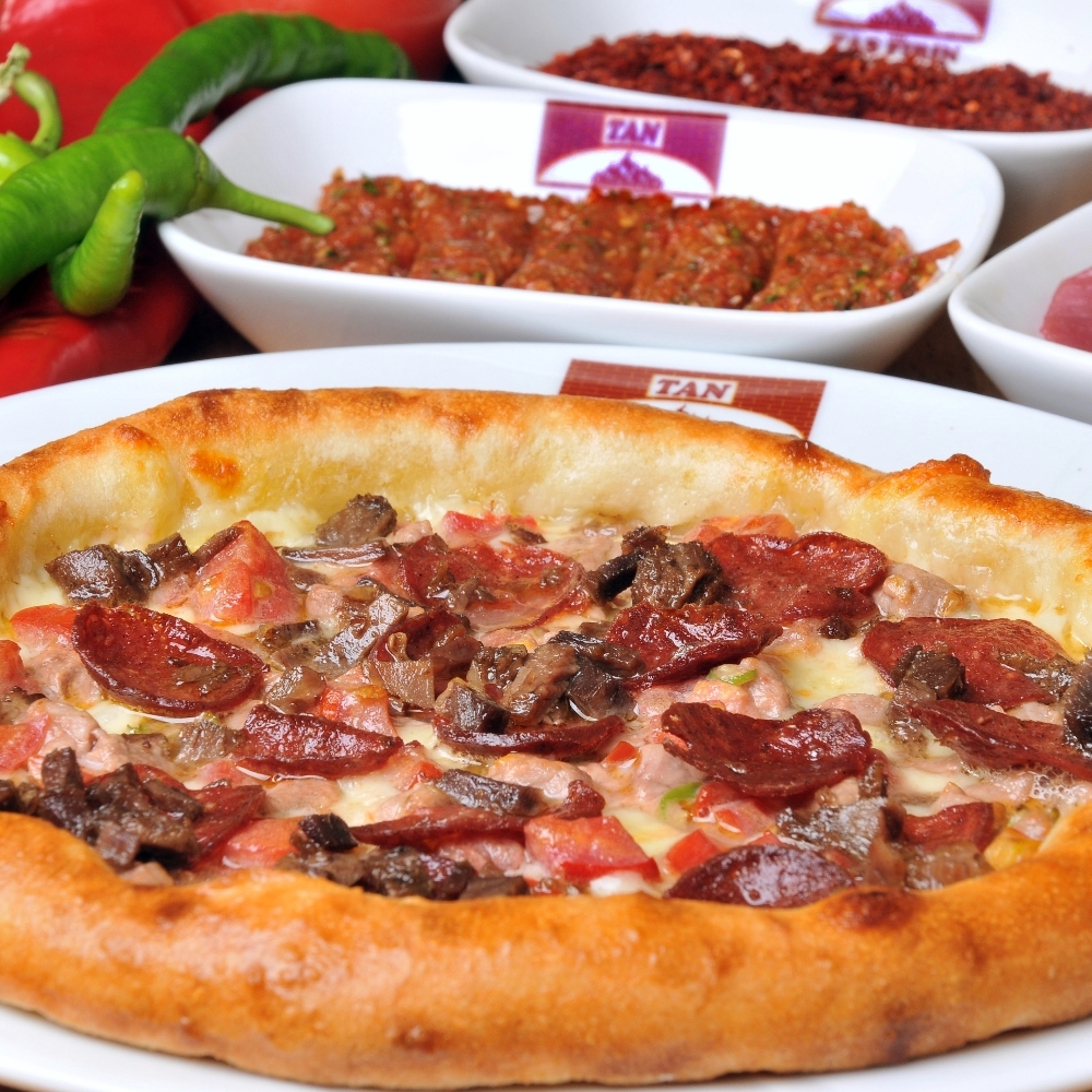 Trabzon Karışık Pide