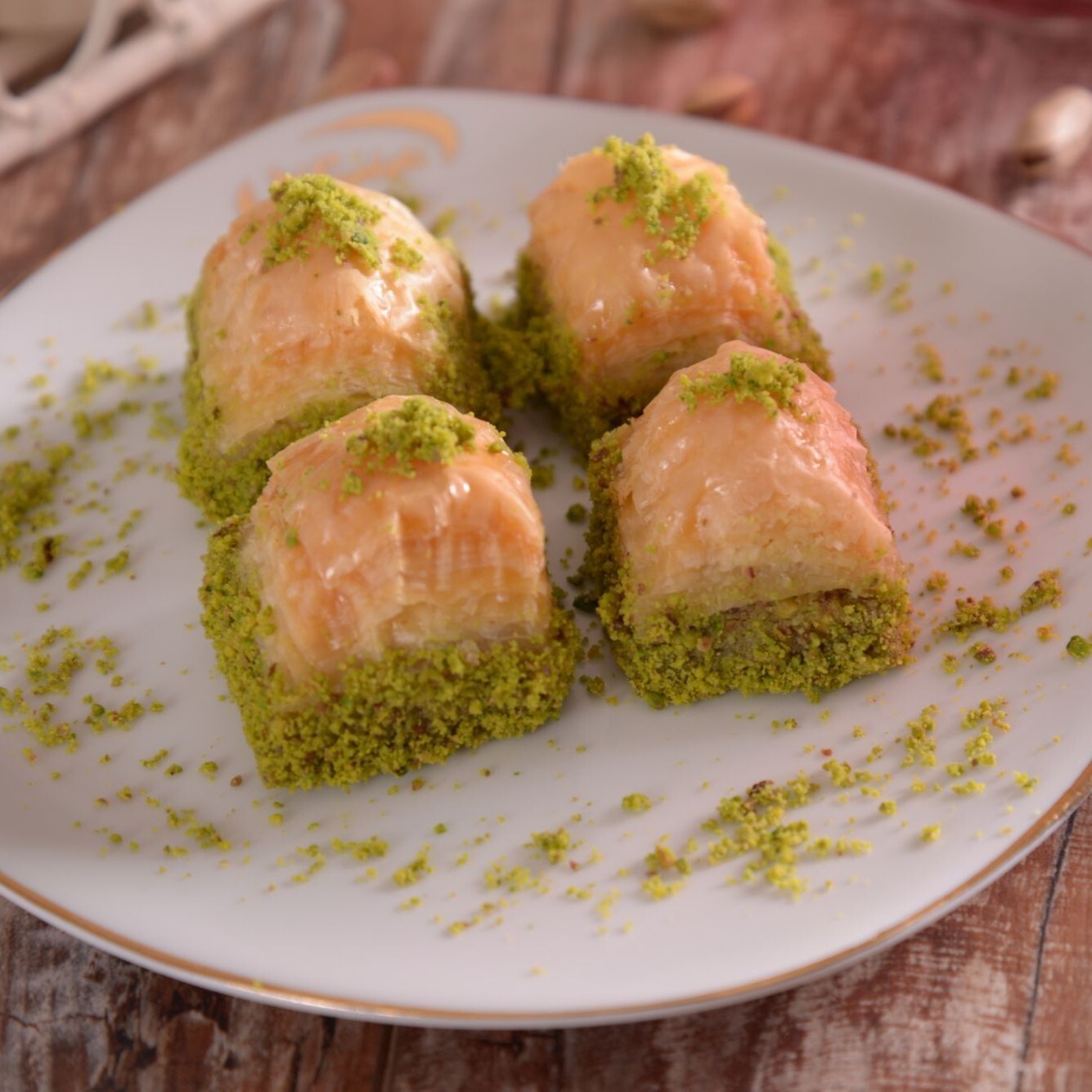 Fıstıklı Kuru Baklava (1 kg)