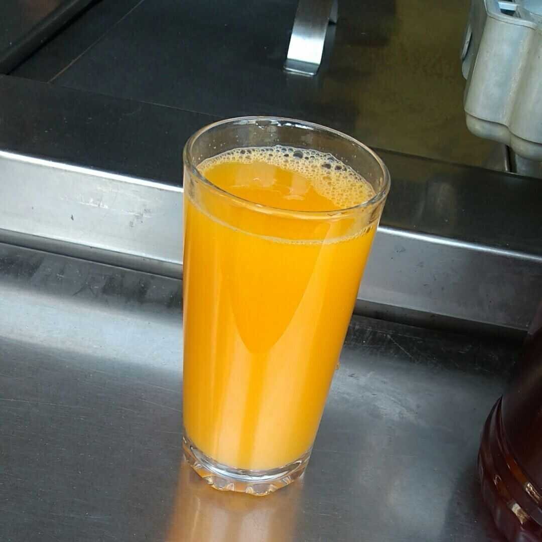 Taze Sıkılmış Portakal suyu (1L)