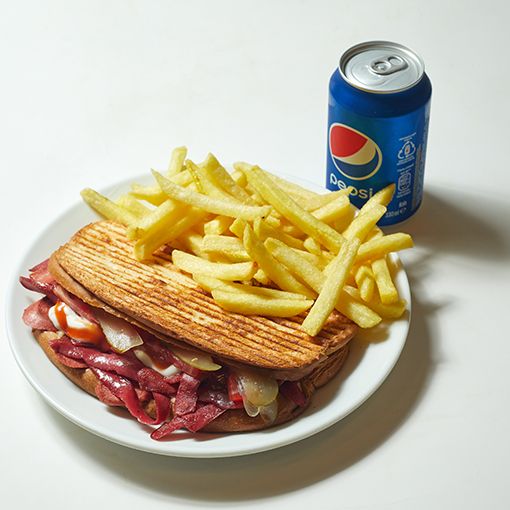 Ayvalık Tost Menü