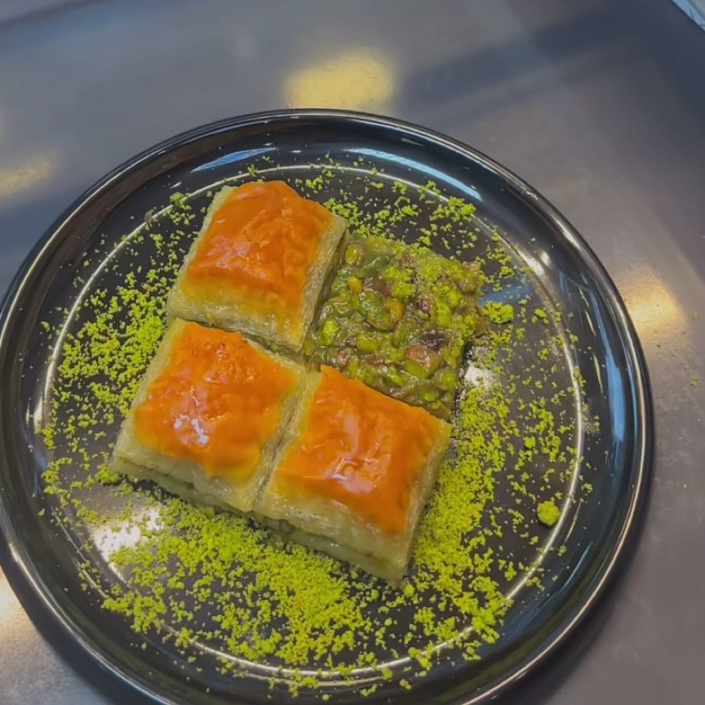 Klasik Fıstıklı Baklava (500 gr)