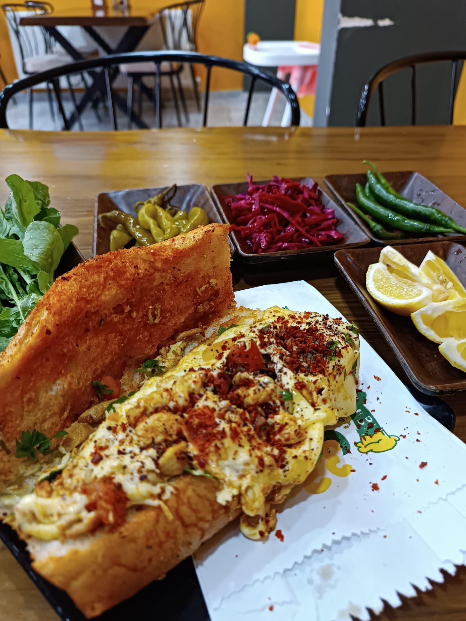 Ekmek Arası Cheddarlı Tavuk Tantuni
