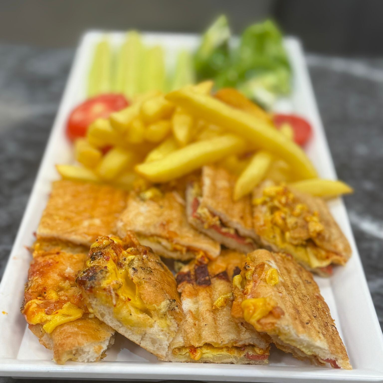 Kavurmalı Yumurtalı Tost