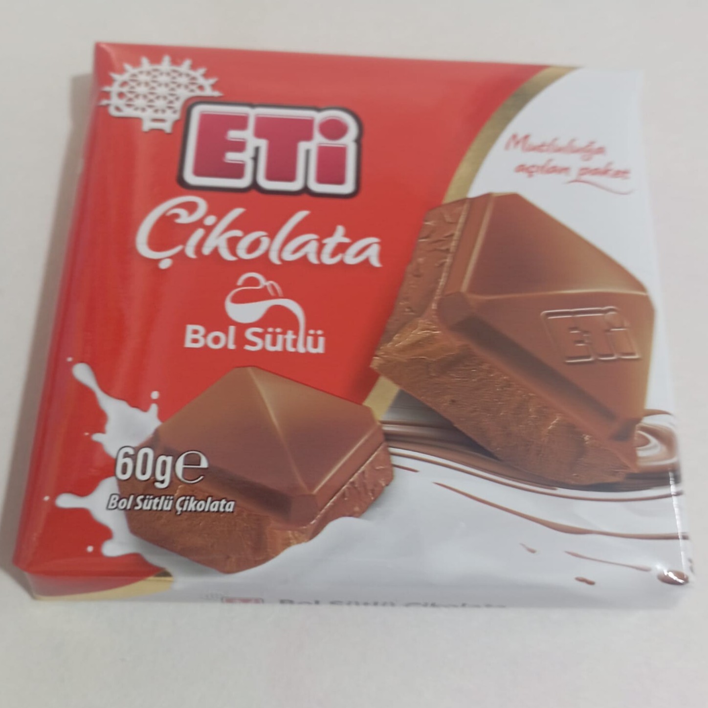 Eti Kare Sütlü Çikolata