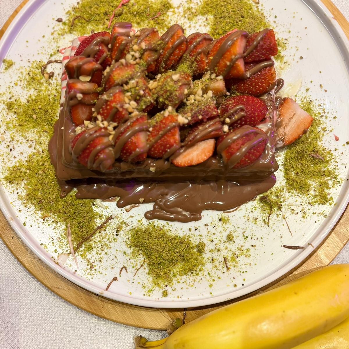 Sütlü Çikolatalı Çilekli Waffle (Küçük)