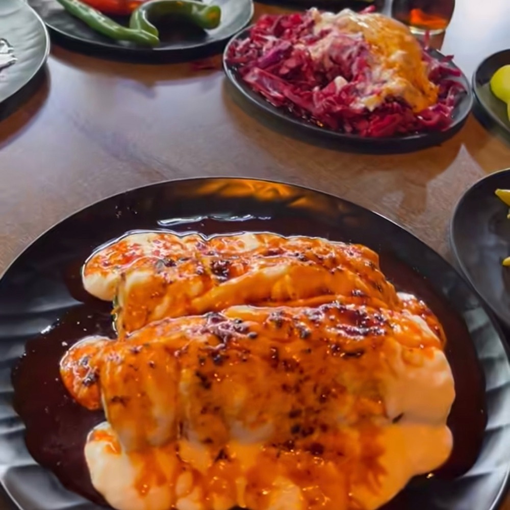 Banko Usulü Yoğurtlu Et Tantuni