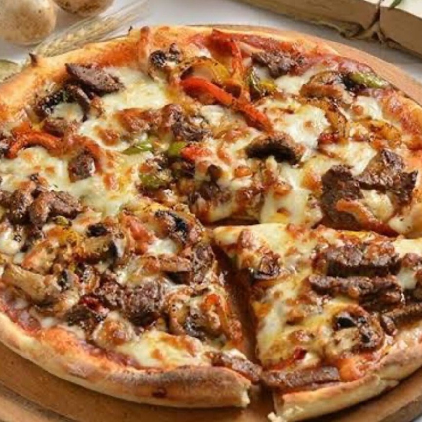 Kavurmalı Pastırmalı Pizza (Orta Boy) (28 cm.)