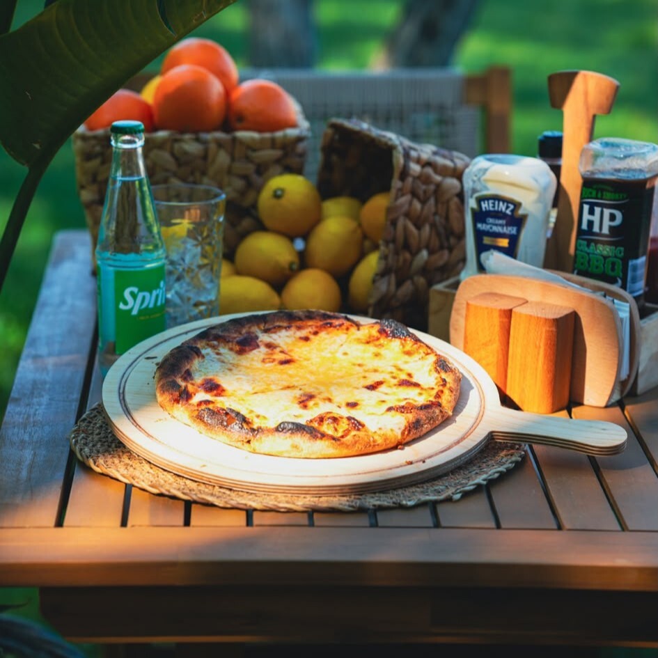 Quattro Formaggi Pizza