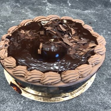 Profiterollü Pasta