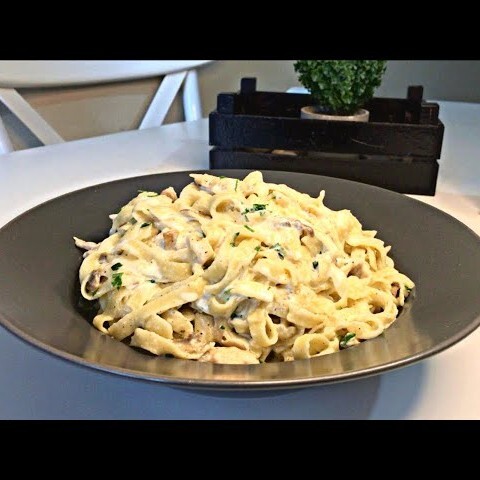 Tavuklu Fettuccine