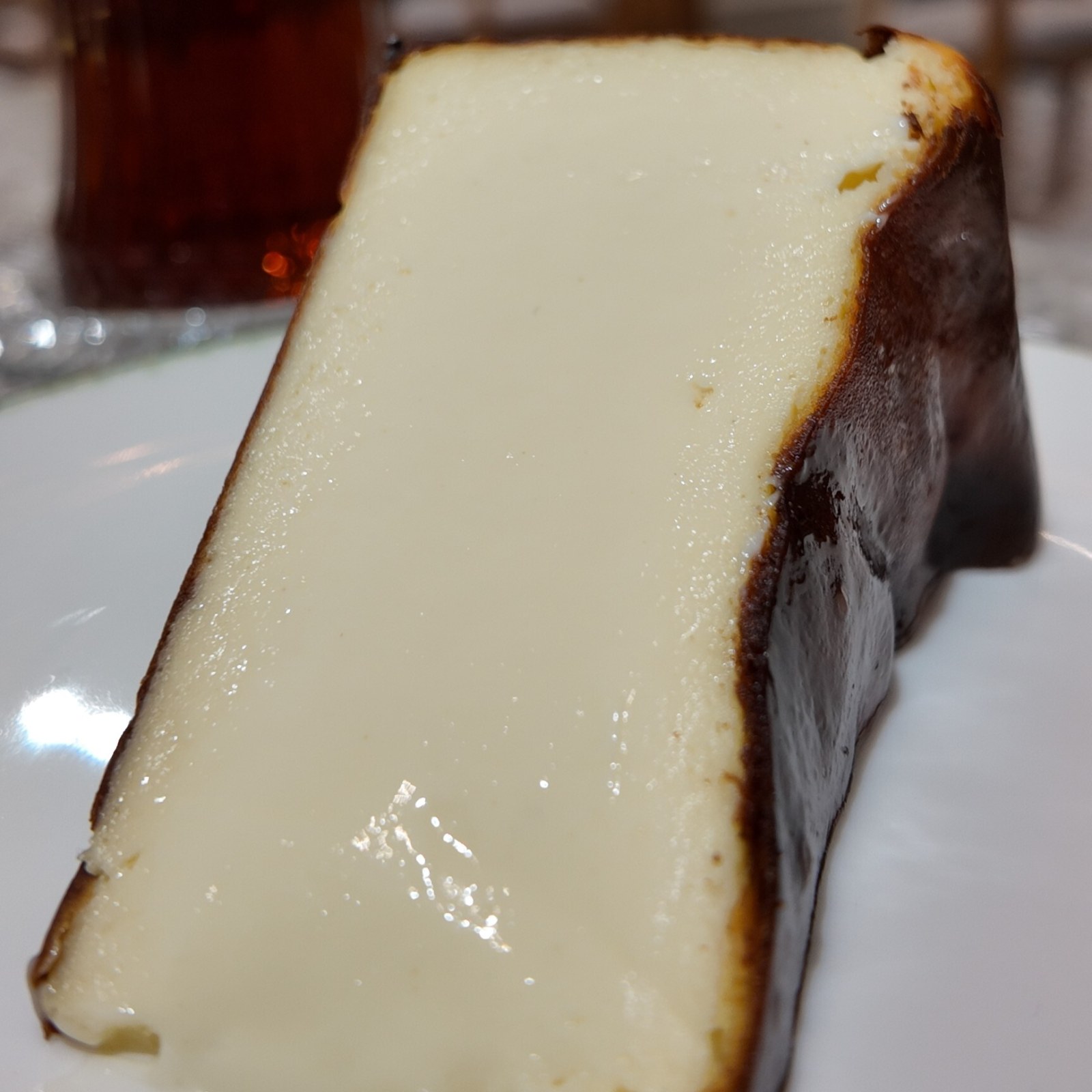 San Sebastian Cheesecake (Dilim)
