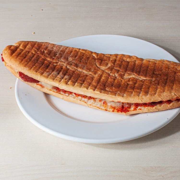 Tam Ekmek Karışık Çıtır Tost(Sucuk,Kaşar,Salça)