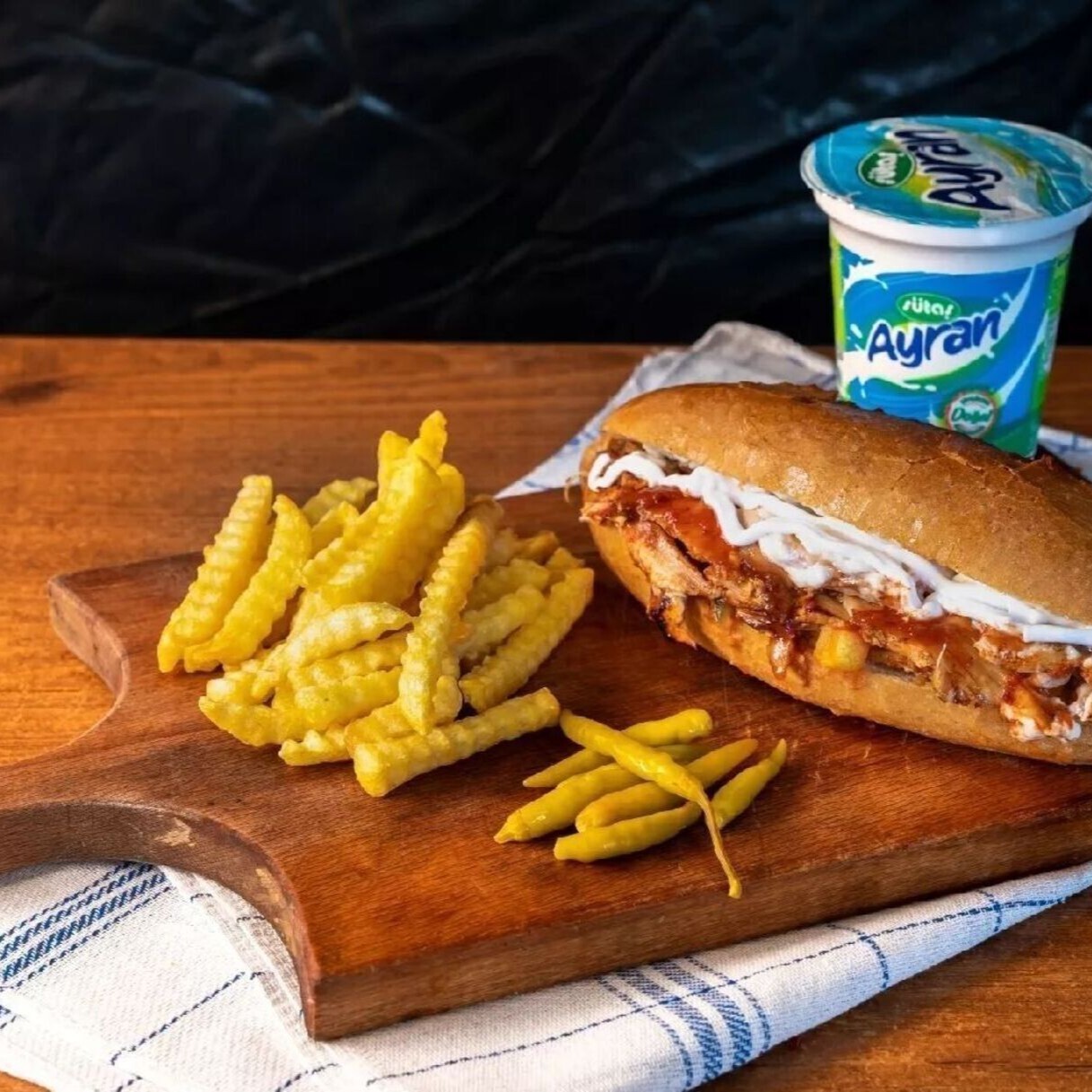 Tavuk Döner Sandviç Menü (50 gr)
