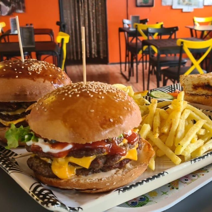 Double Cheeseburger+Baharatlı Patates