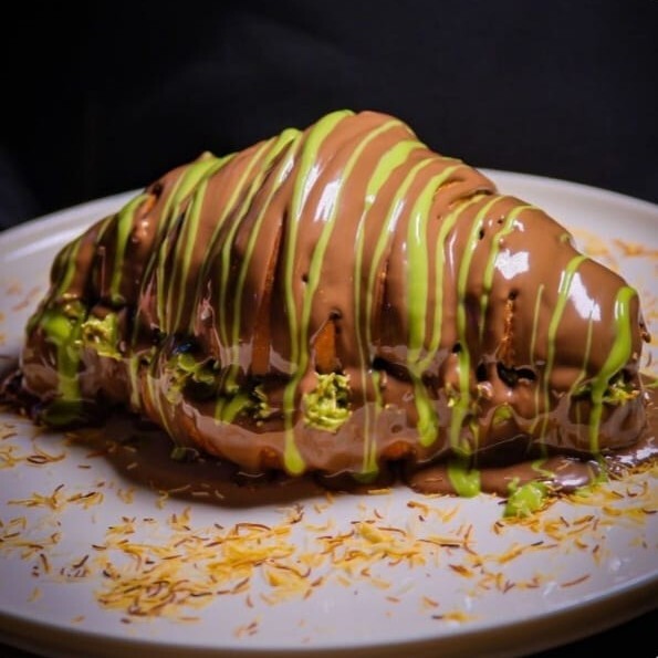 Dubai Croissant