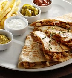 Texas Usulü Tavuklu Quesadilla