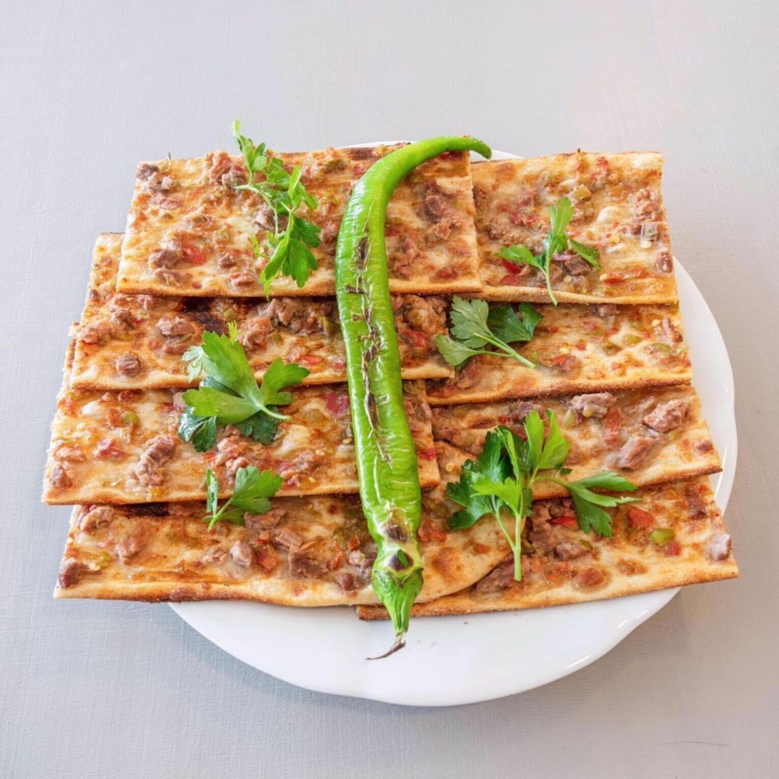 Menü Konya Kuşbaşılı Pide