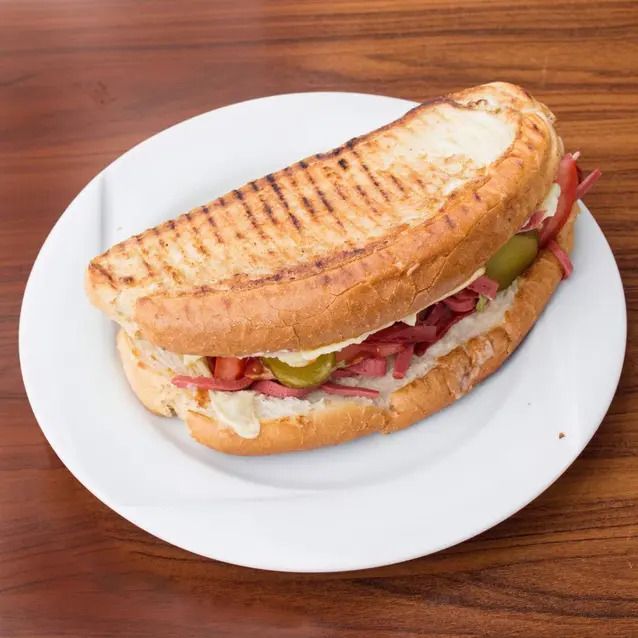 Süper Ayvalık Tost Gurme Special