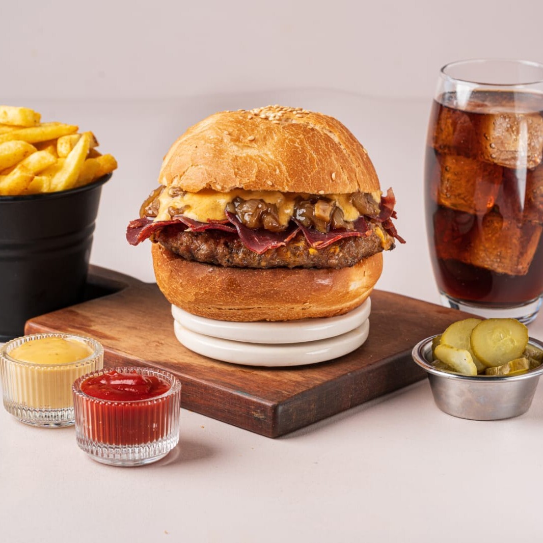 Pastırma Burger Menü