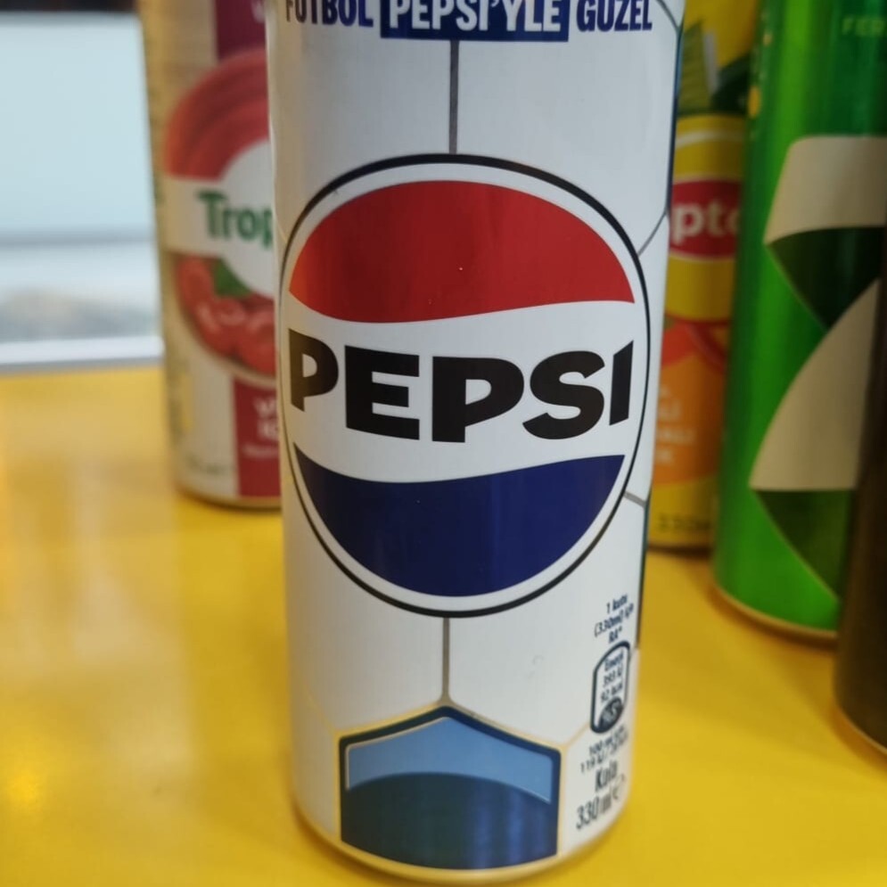 Pepsi (330 ml)