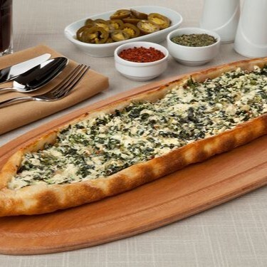 Ispanaklı Kaşarlı Pide