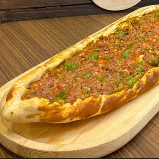 Kıymalı Pide