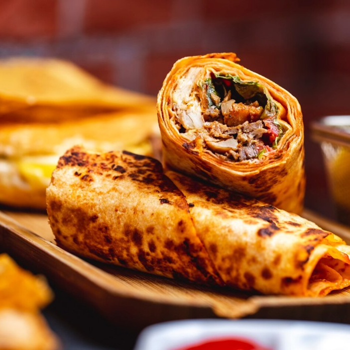 New Age Garlic Sarımsak Soslu VIP Et Döner Dürüm Special VIP