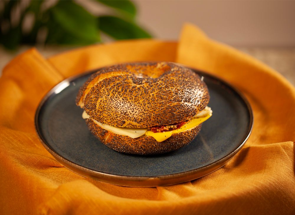 3 Peynirli Bagel Sandviç